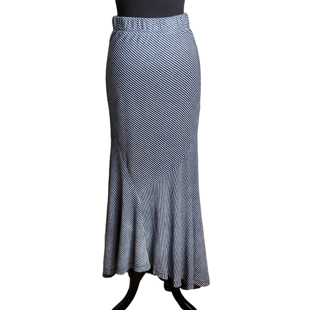 AG Adriano Goldschmied black white striped mermaid maxi skirt size small